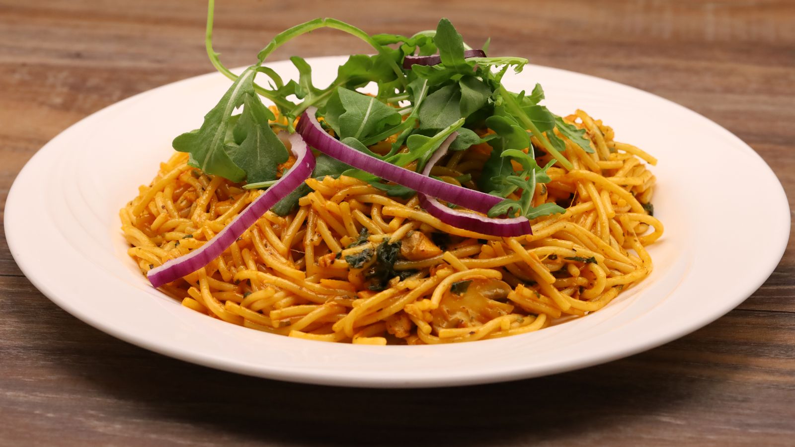 One pot spaghetti with salmon